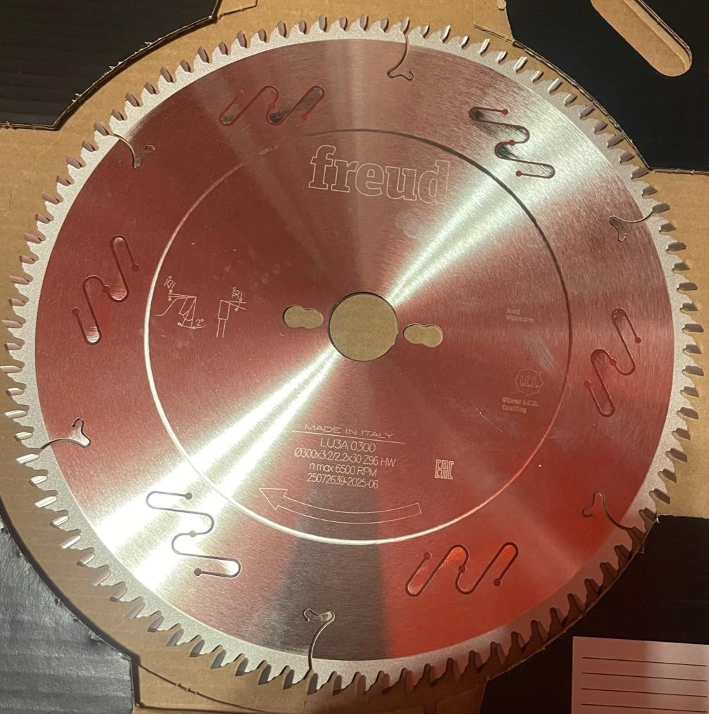 Freud LU3A 0300 CIRCULAR SAW BLADE MAX 6500 RPM