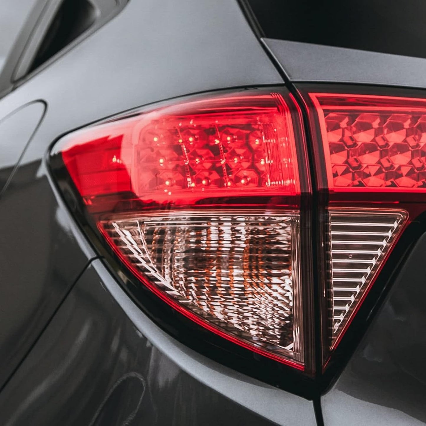 Huray Outer Tail Light for Honda HRV 2016 2017 2018 Taillight Assembly Brake